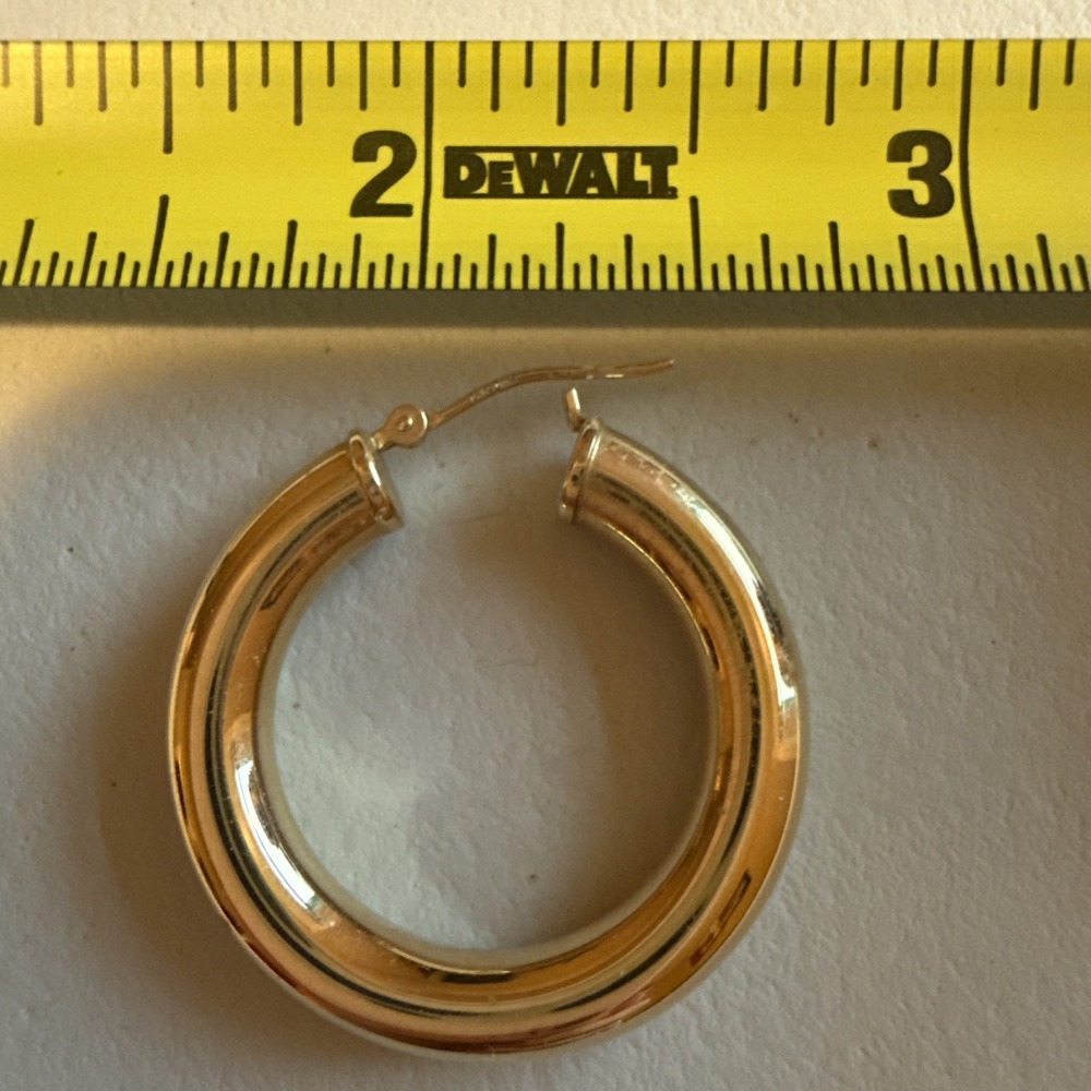 14k Polished Round Hoop Earrings 1 Inch Diameter 3 Grams Classic Old Money - Picture 9 of 10